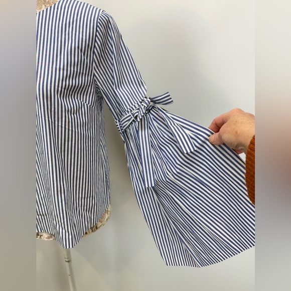 CATHERINE MALANDRINO Blue and white stripe bell sleeve blouse‎ size S. - Picture 4 of 13